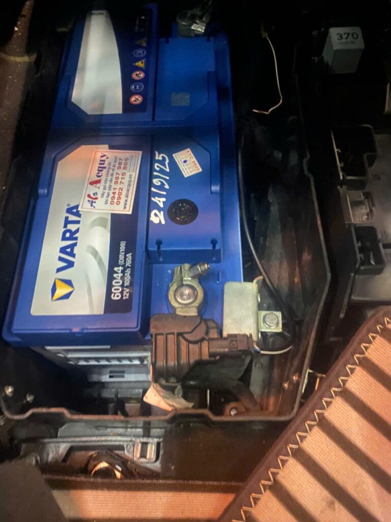 ắc quy Varta 60044