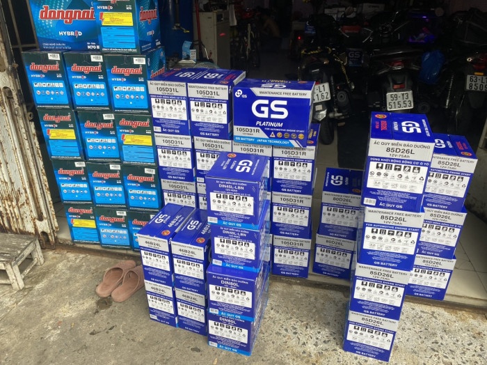 Thay ắc quy xe honda city