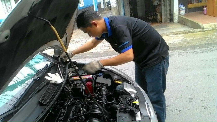 thay ắc quy xe honda city