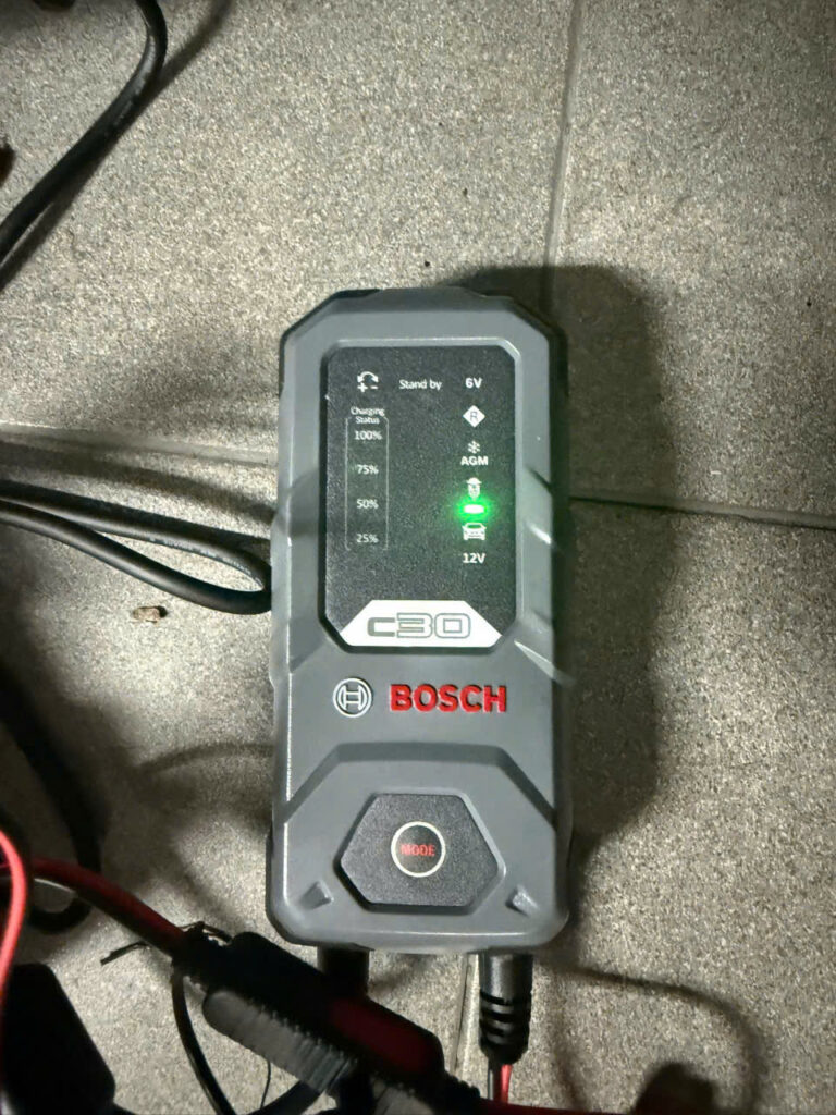 Máy Sạc Bosch C30